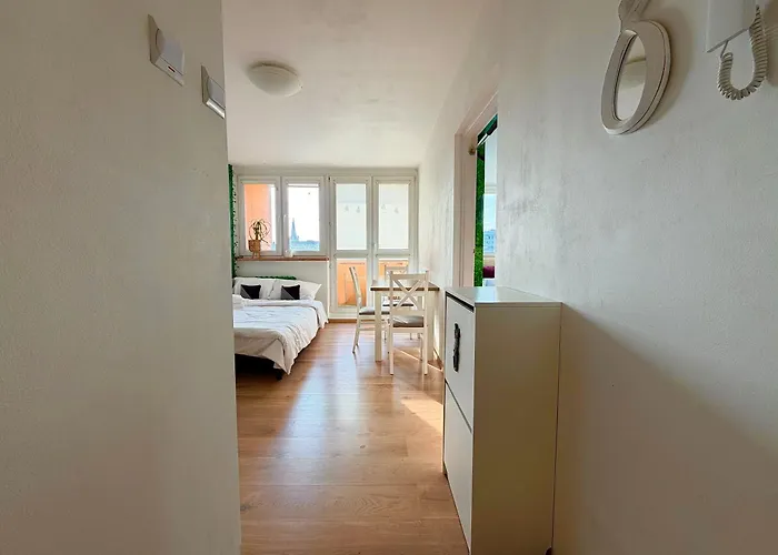 公寓 Zaporoska Skyline View By Bookinghost