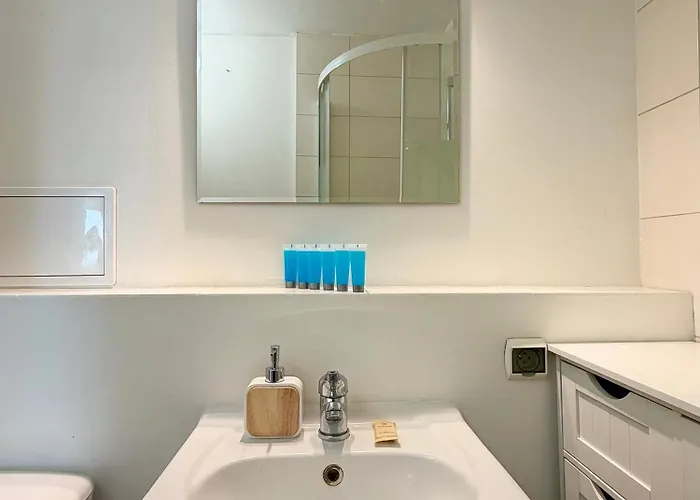 公寓 Zaporoska Skyline View By Bookinghost 弗罗茨瓦夫