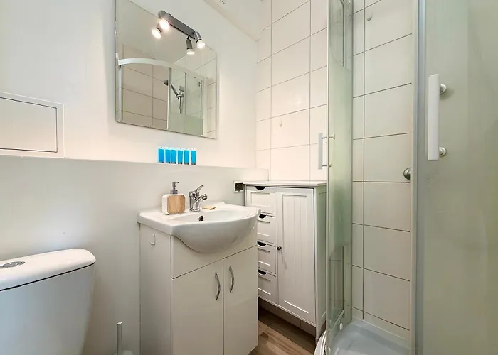 公寓 Zaporoska Skyline View By Bookinghost 弗罗茨瓦夫